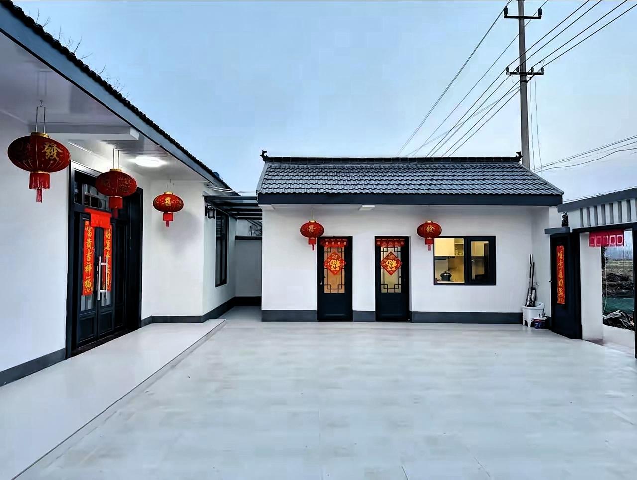 这下好了
城里人彻底睡不着了！
就在房价跌跌不休、生活成本节节攀升的今天，一个惊