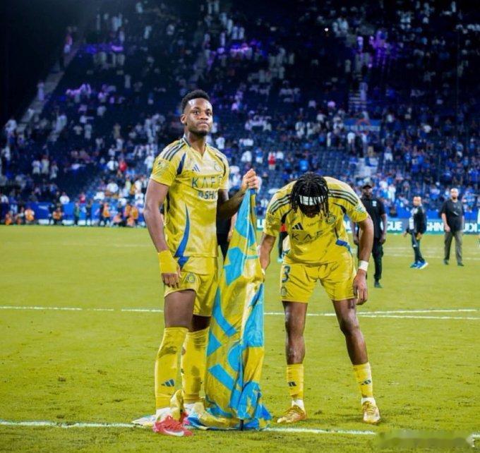 C罗和利雅得 据哈扎·穆泰卜杜兰彻底不想回沙特联赛了，尤其是利雅得胜利。 