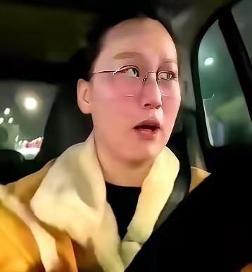 考公姐成过街老鼠人人喊骂
          事件主角考公姐与男友恋爱三年多，期