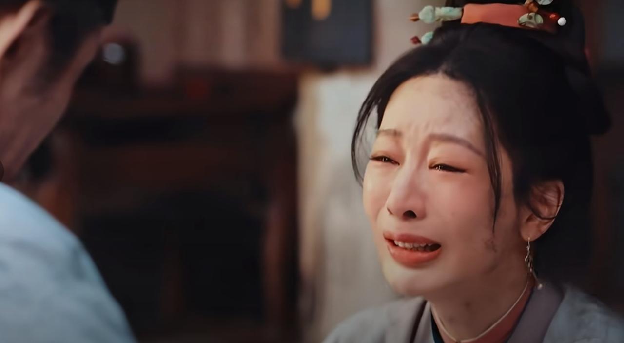 《家业》大结局，八爷离世的这一段，杨紫的哭戏感染力极强，非常的催泪，被感动哭了，