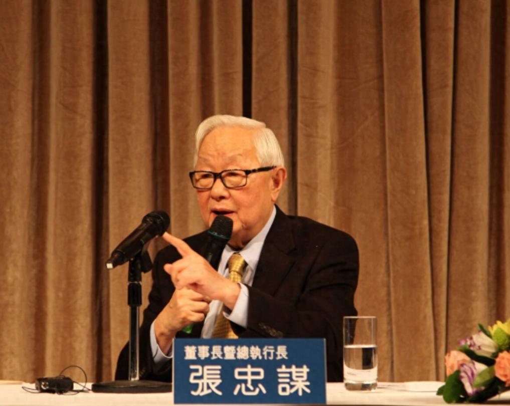 台积电创办人张忠谋日前接受美媒采访时抛出惊人言论：“美国、荷兰、日本、韩国、台湾