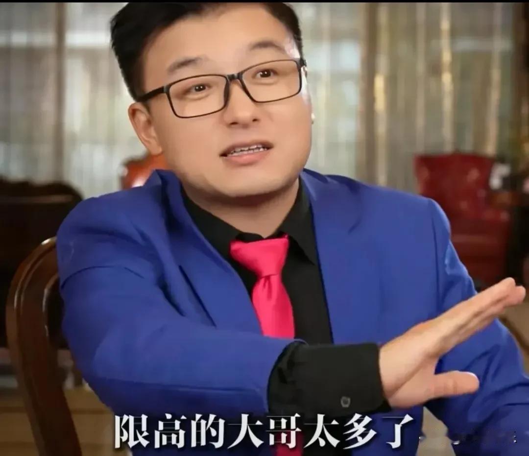 曾与金星搭档的知名主持人沈南，最近一段视频火了。
他直言：“我最近认识的破产大哥