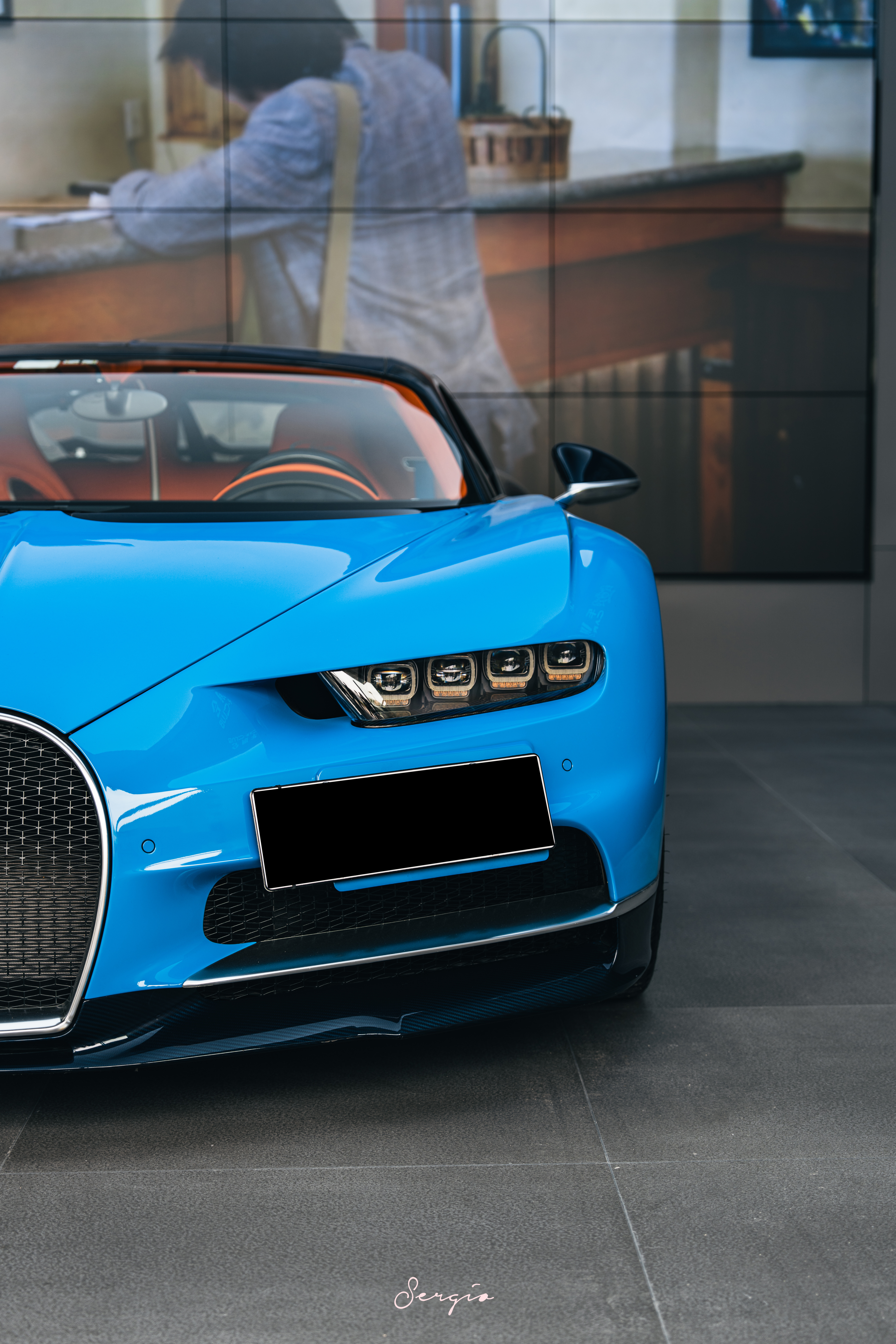 Sergio的摄影库  Bugatti Chiron两次见他都是正好碰到他下板车