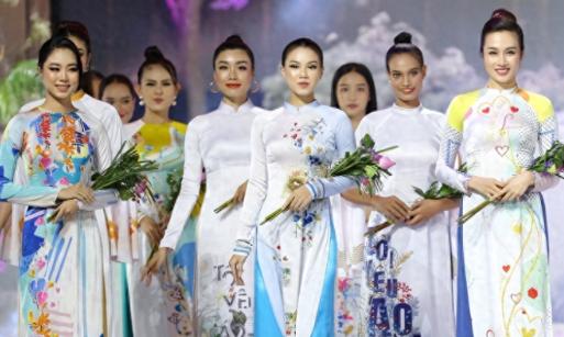 与中国失联300年后，这群忘记汉语的明朝后裔正重新找回华夏根脉
 
麻烦看官老爷