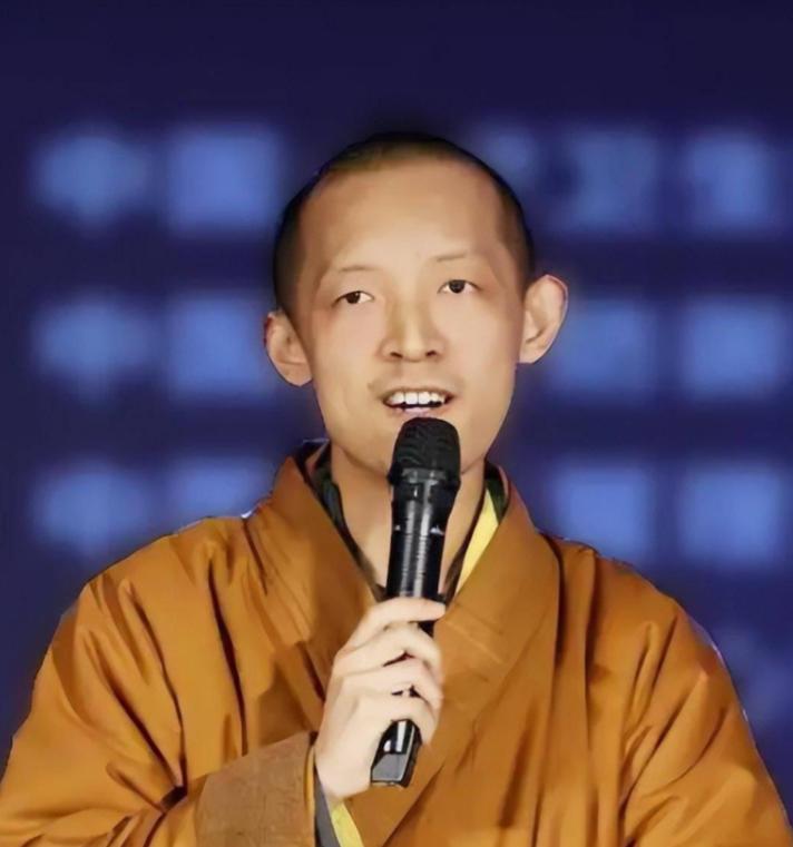 北大天才放弃50万奖学金，非要出家当和尚！父母哭求也拦不住他，9年后他说出原因，