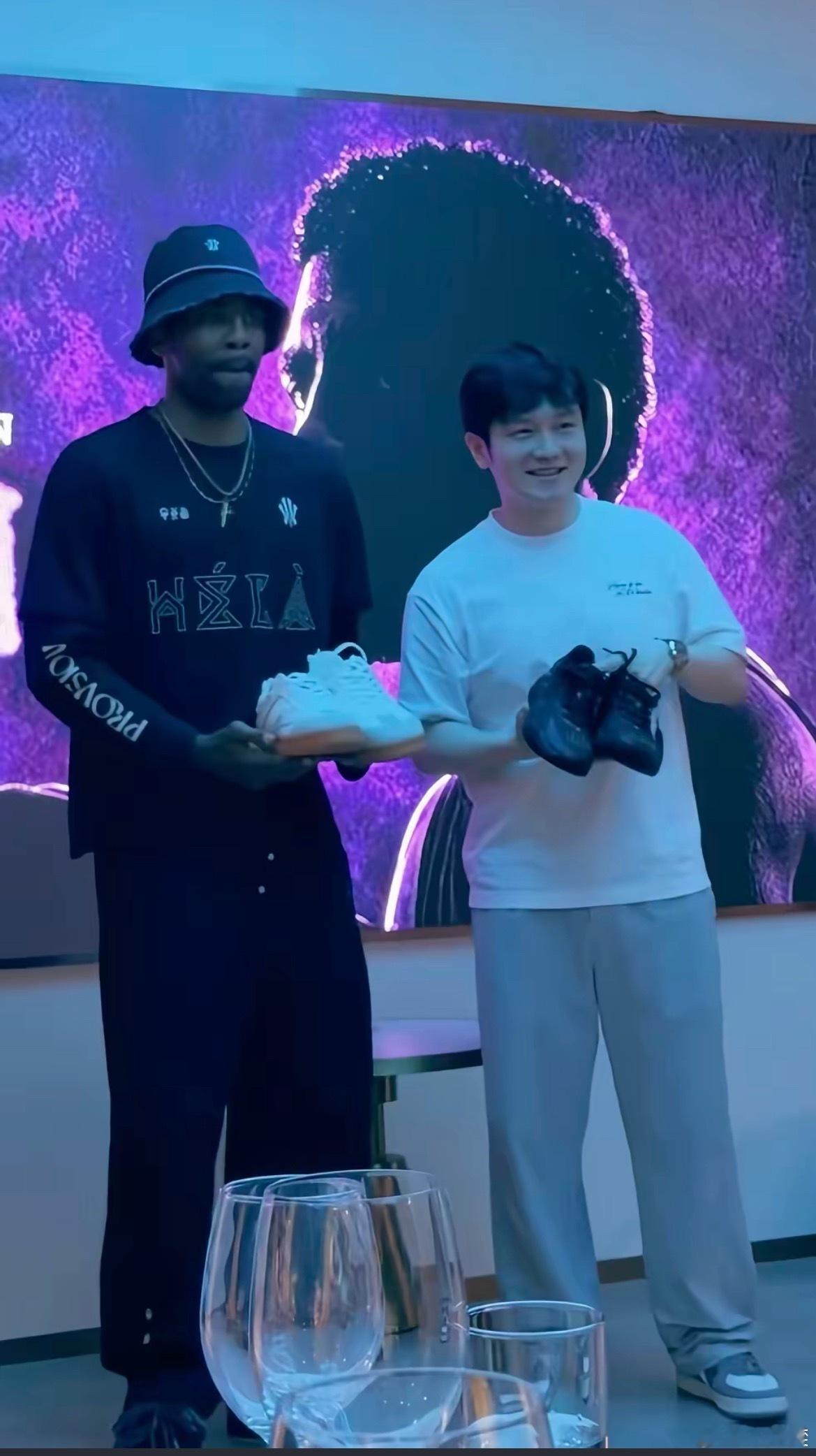 咚咚大王  这个是早起的惊喜吗樊振东 乒颜一 樊振东与欧文互动 