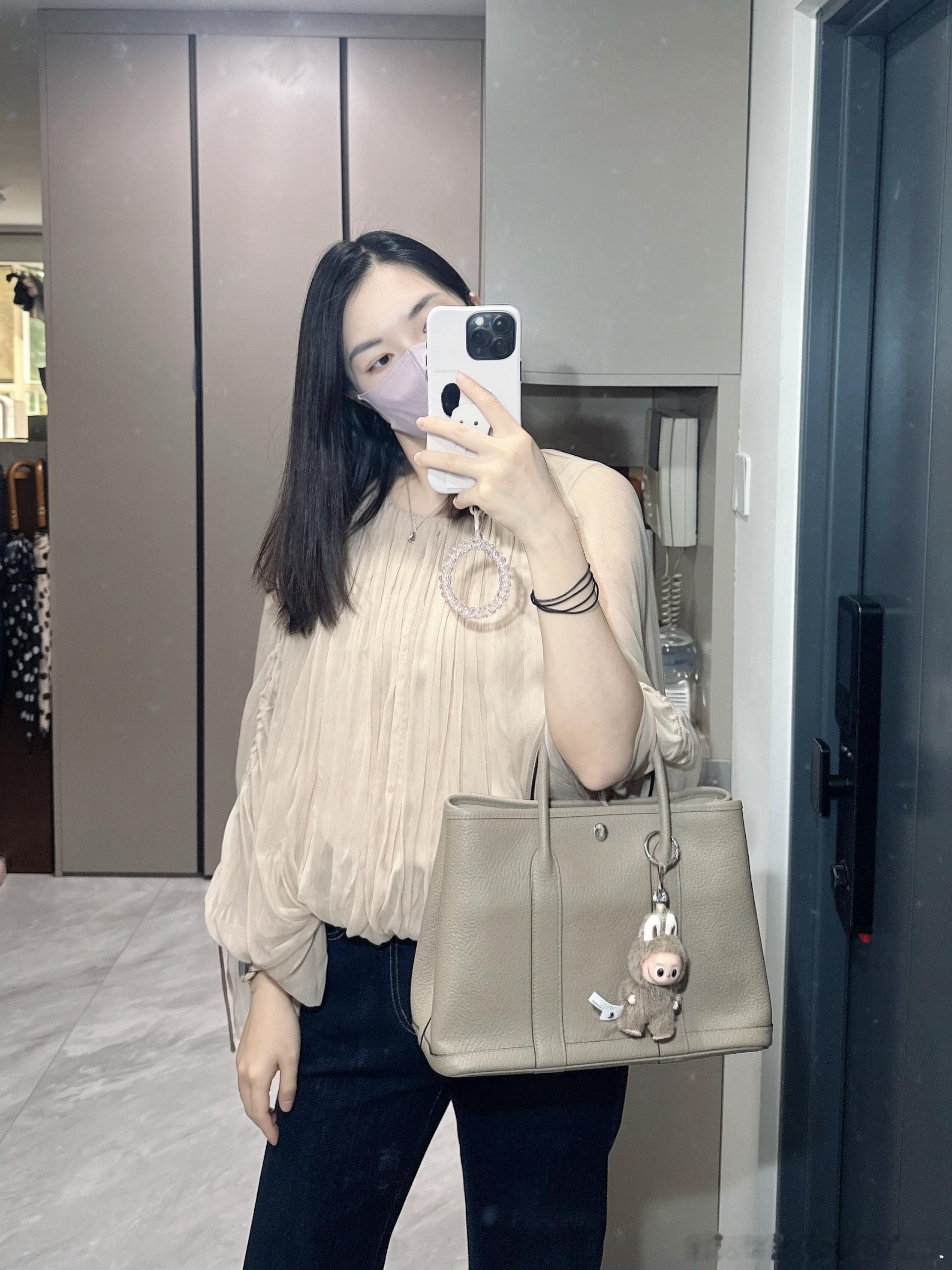 小杨日常～本周特别忙，一个人干了一个部门的活儿[捂嘴哭][捂嘴哭][捂嘴哭] ​