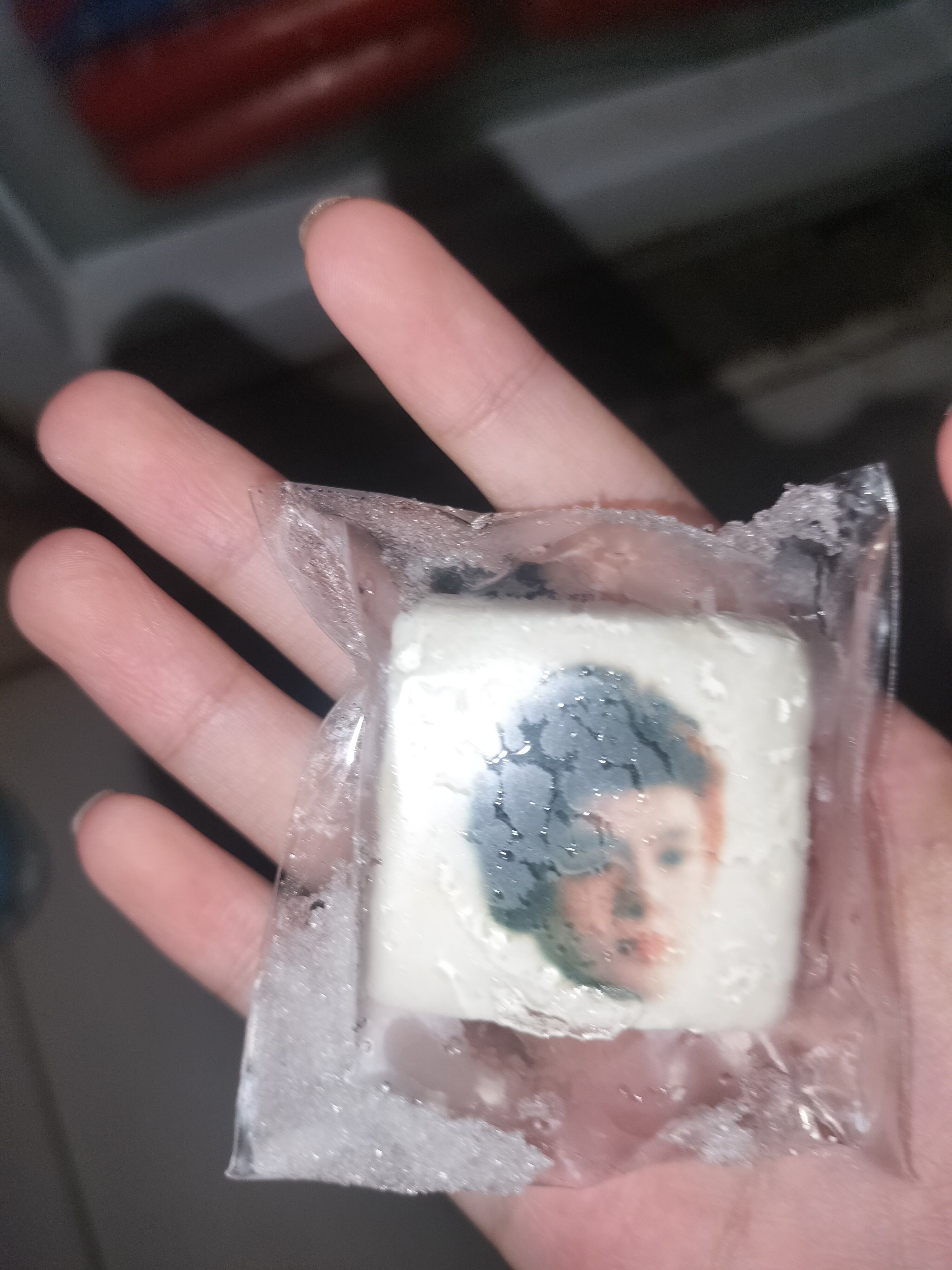 冰冻晞晞，不知道还能不能吃了 ​​​