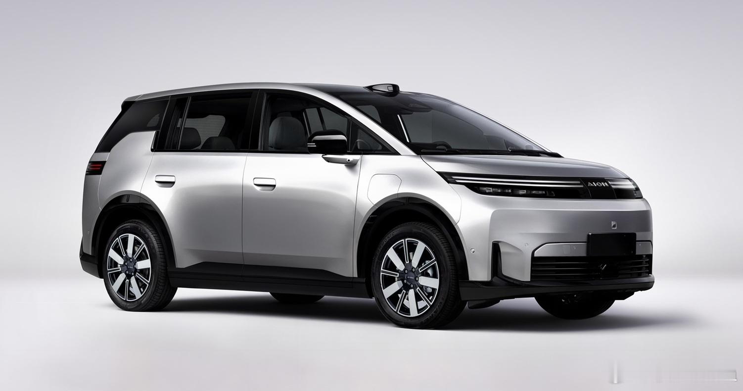 国企电池混搭这种事好像还不罕见，北汽的极狐T1就是用了【巨湾技研】的电芯，封装也