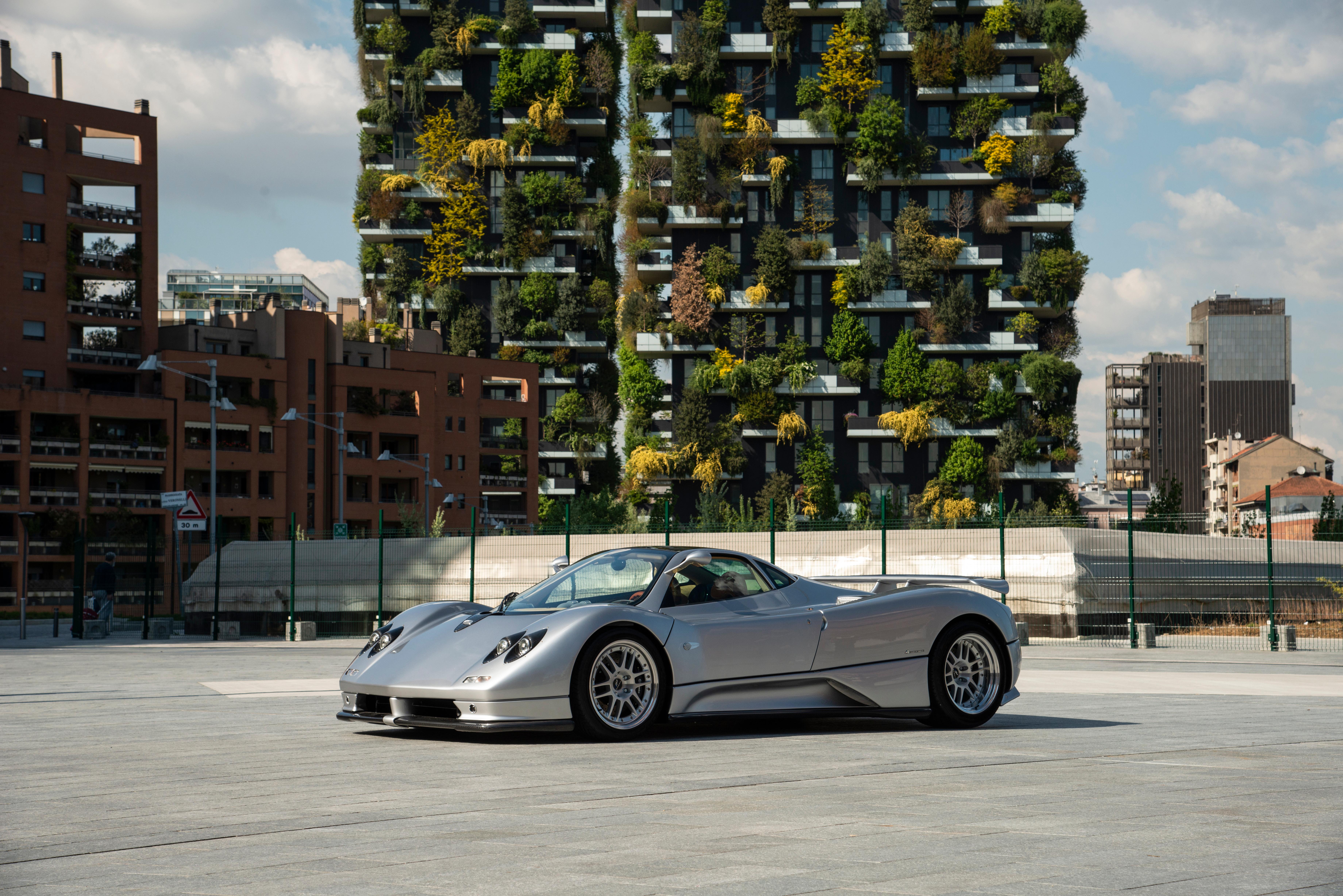 Pagani Zonda 早期的Zonda没有复杂的车身套件，看上去是不是非常优