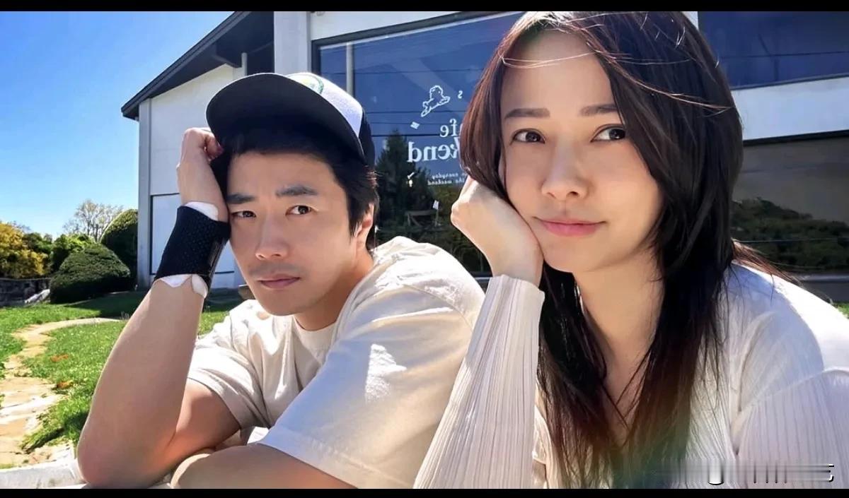 7日，演员权相佑的妻子孙泰英在自己的Instagram上上传了照片。公开的照片中