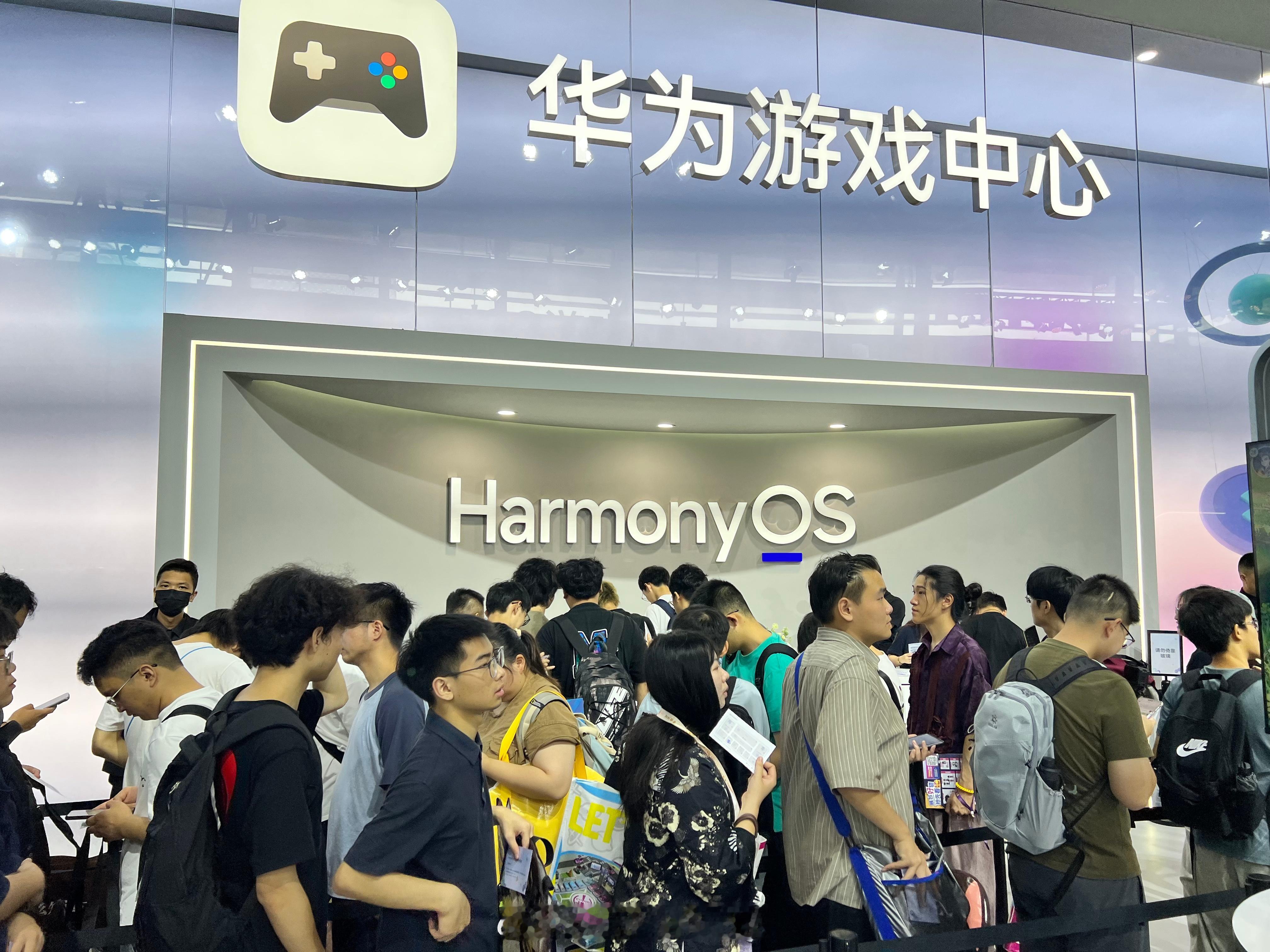 鸿蒙游戏大有不同2025ChinaJoy够丰富，够有趣，这次鸿蒙游戏有点东西，快