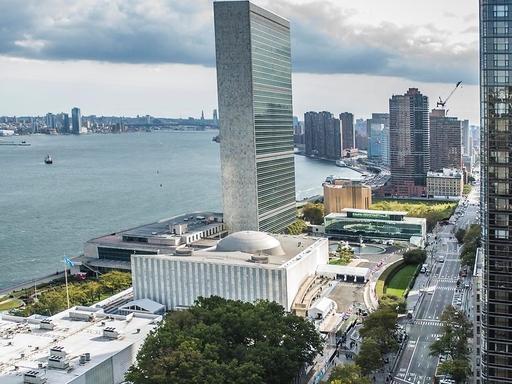 联合国财务官的公开表态引发广泛关注，联合国严峻的现金流危机被摆上台面。财务官预警
