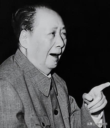 [微风]1961年，毛主席和周总理大吵一架，随后毛主席反问一句：“你吃了吗？“就