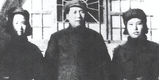 1947年11月，毛主席正忙着工作，保姆韩桂馨这时却突然冲了进来，兴奋的大喊道：