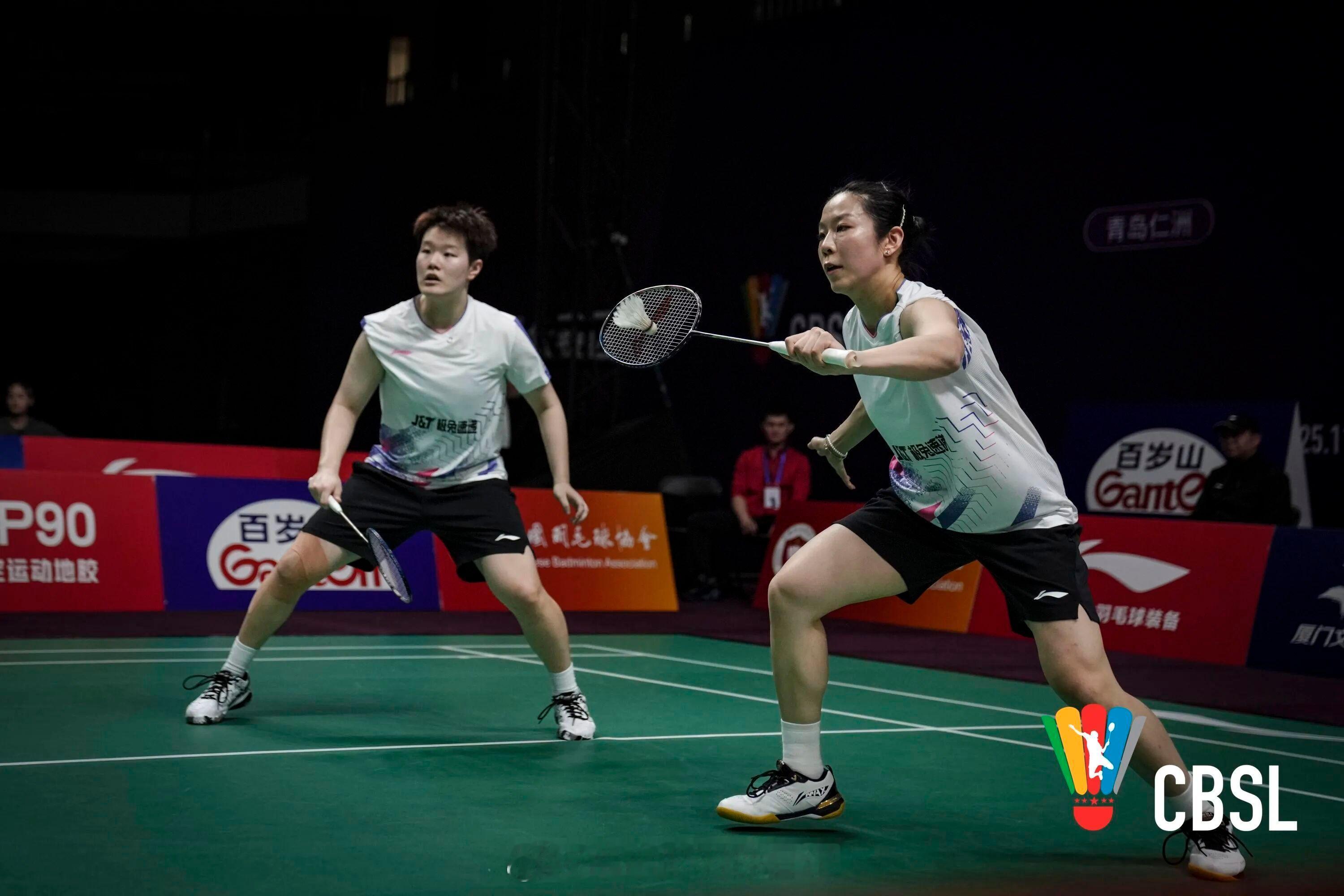 羽超联赛 12:00 江苏羽超 VS 辽宁极兔 混双 朱彦澎 秦添悦 VS 郭新