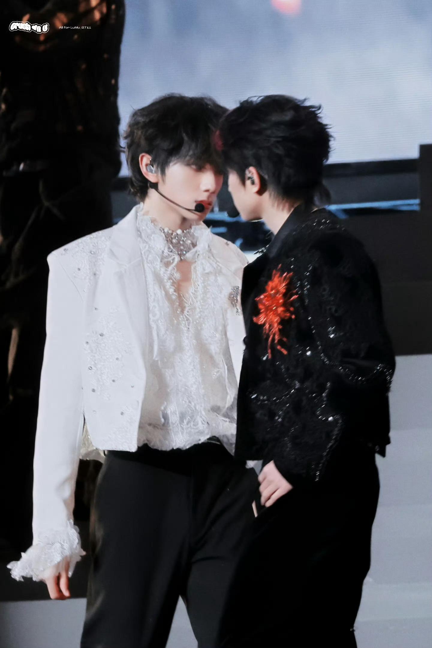 穆祉丞王橹杰 内娱跨年第一刀听说最近橹穆很火蹭蹭不过分吧