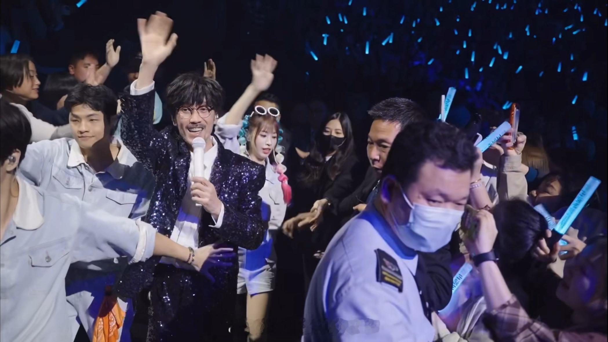 索尼音乐见证了周传雄黄金岁月周传雄签约索尼音乐看到周传雄官宣签约索尼音乐谁的DN