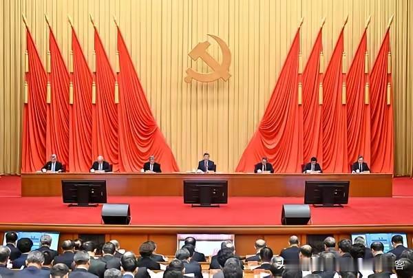 中纪委五次全会讲话中首次使用
“除恶务尽”这个词大有深意。
 
这个四字词语从《