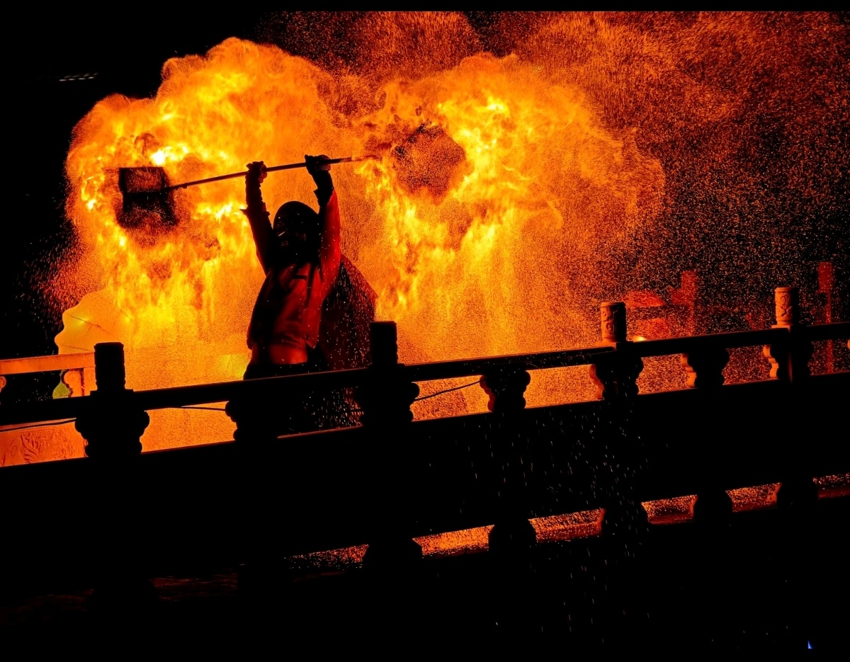 你只管按下快门，剩下的交给徕卡！小米17Ultra：光影之中，我将无敌！图源某音