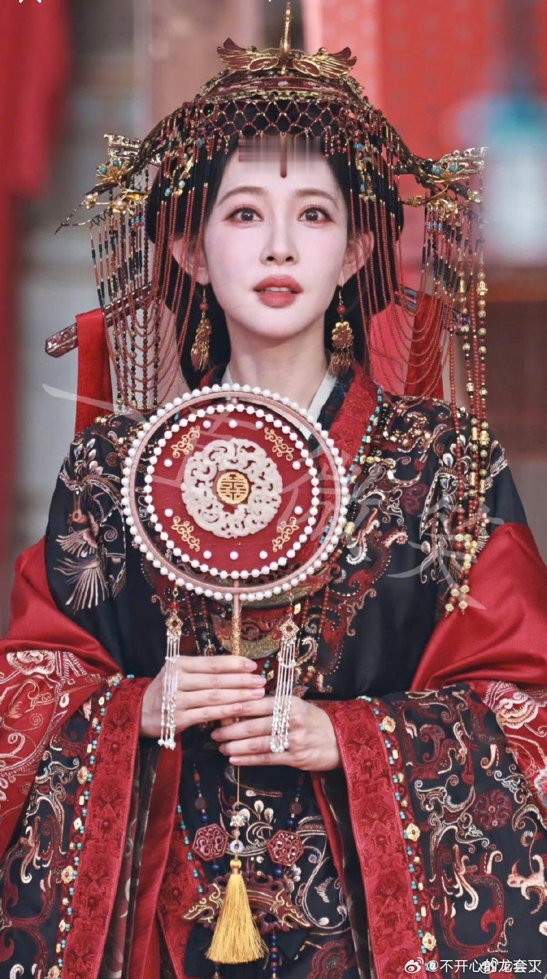 孟子义将门独后婚服路透 哇塞！ 