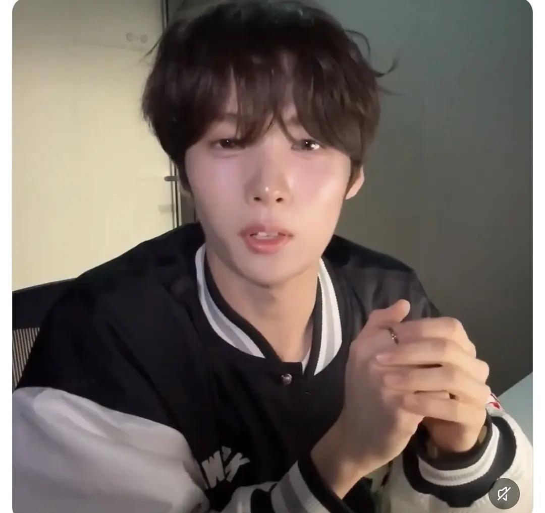 崔英宰爆改李炅潣 两人是不是亲多了 