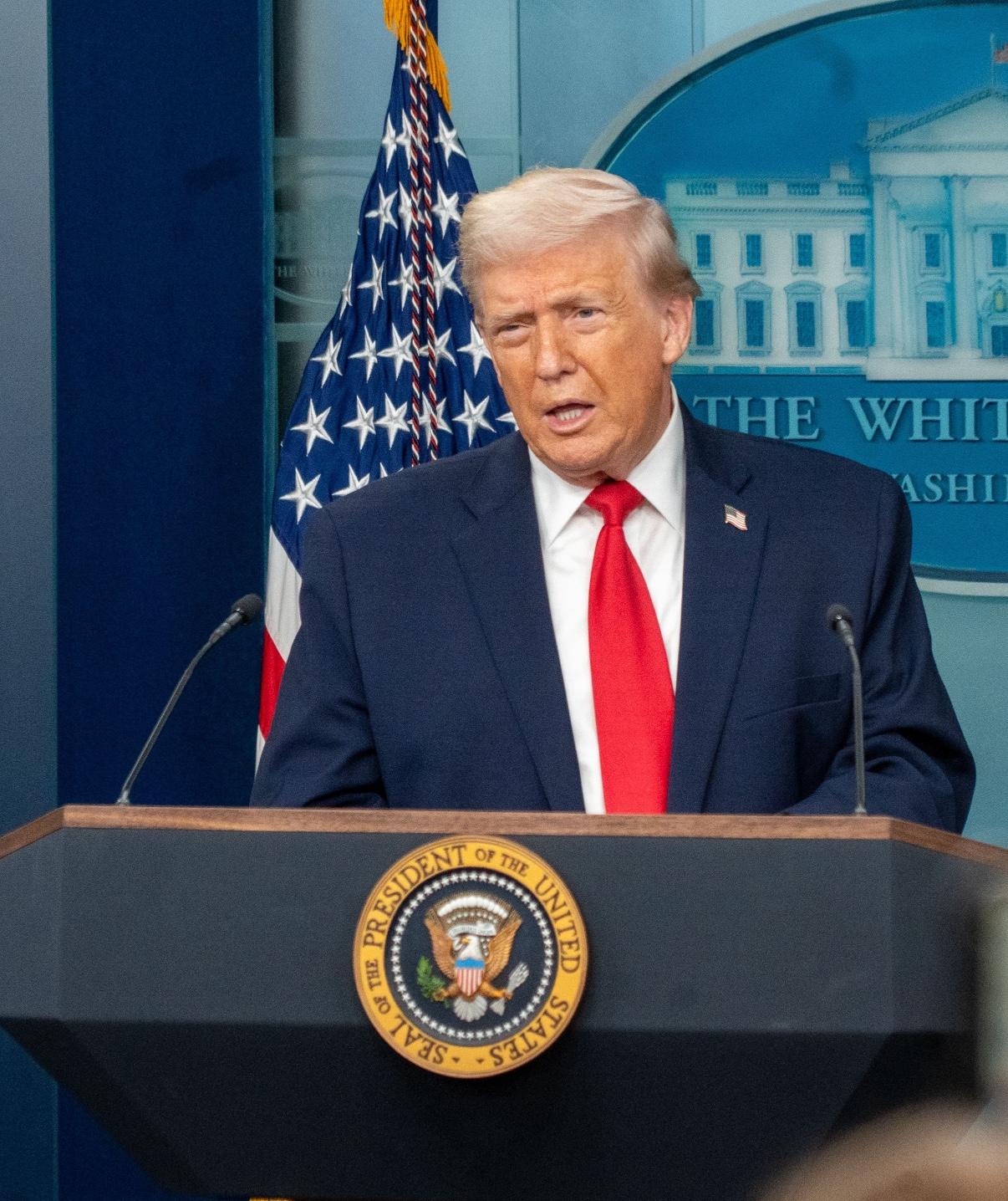 美军这次，

是真的被扒得底裤都不剩了！

开战29天，沙特苏丹王子基地直接被伊