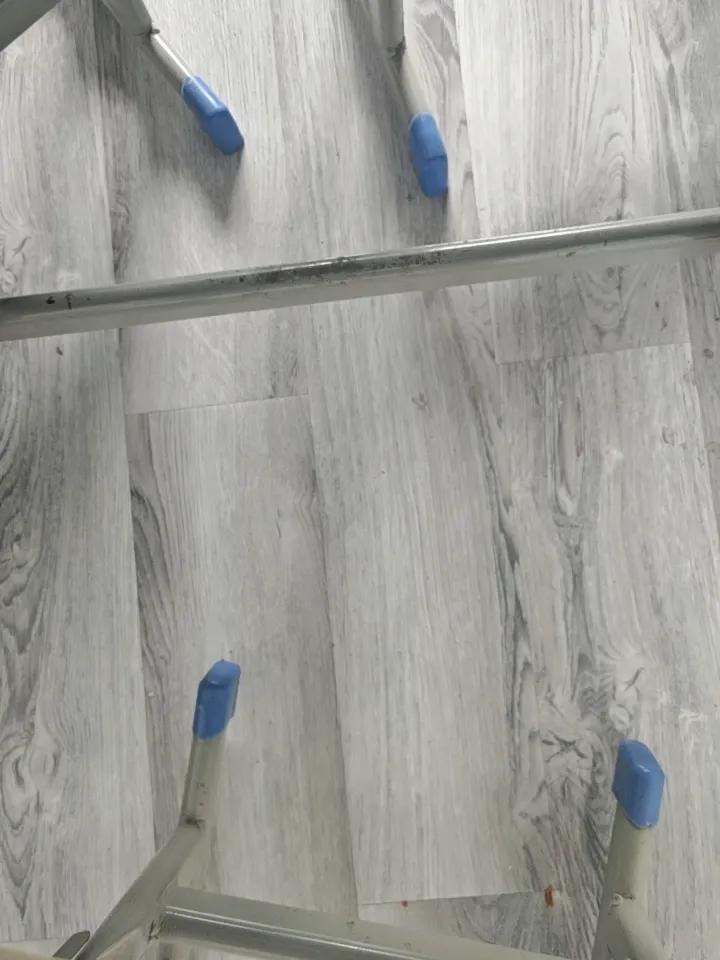 你们家的孩子写作业磨蹭不非常磨蹭，我觉得这是小孩子的天性，喜欢玩，不爱学习