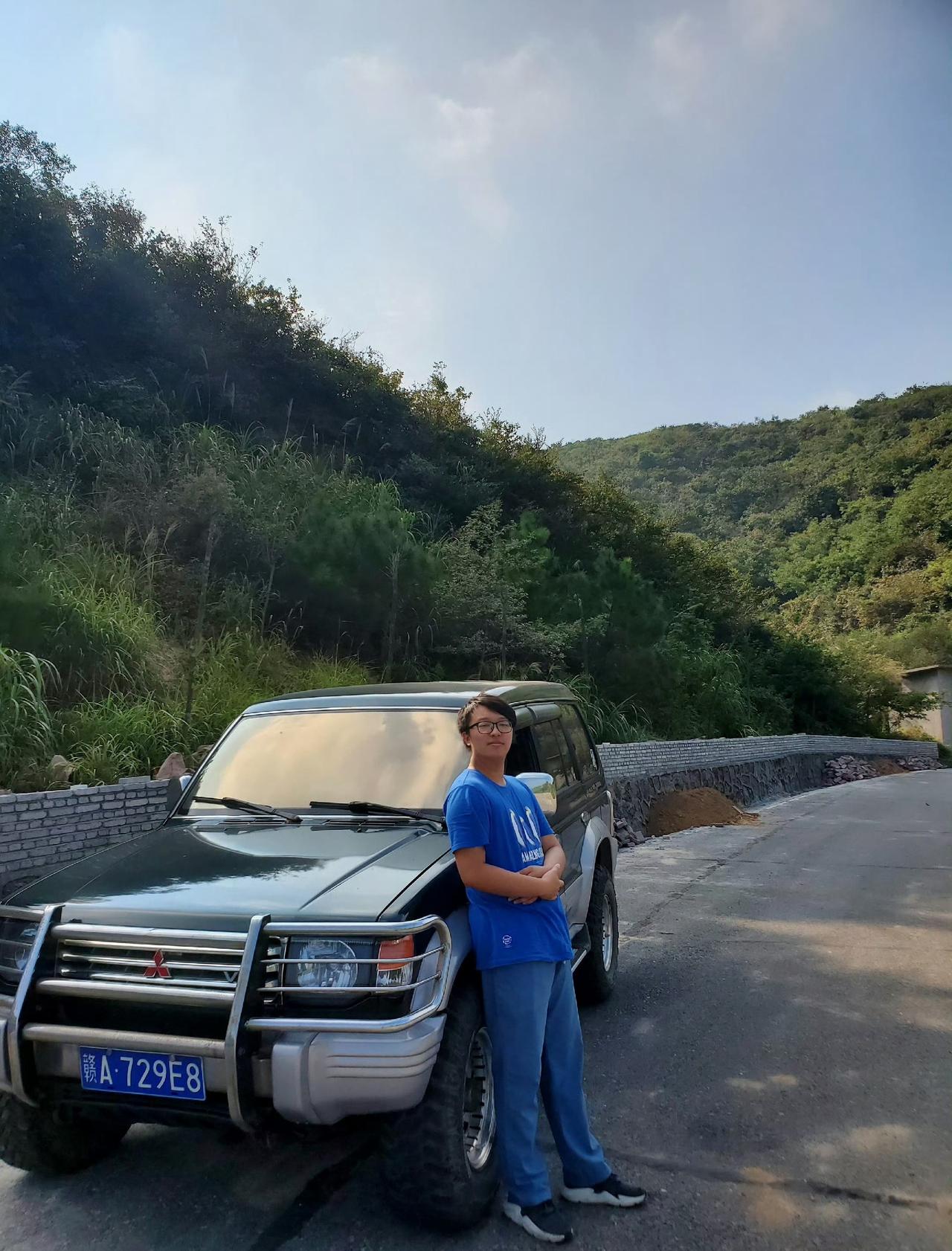 我的第一辆车，其实是我爹淘汰下来的老山猫。

现在Pajero这个名字终于要回归