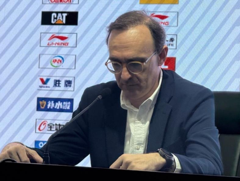 辽宁队主场83：93不敌北京首钢队，赛后新闻发布会上，辽宁队主教练乌戈总结本场比