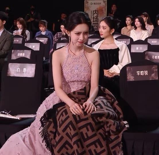 孟子义摔了每年一摔的孟姐，上次摔了第二年《九重紫》爆了，这把《尚公主》是不是也稳