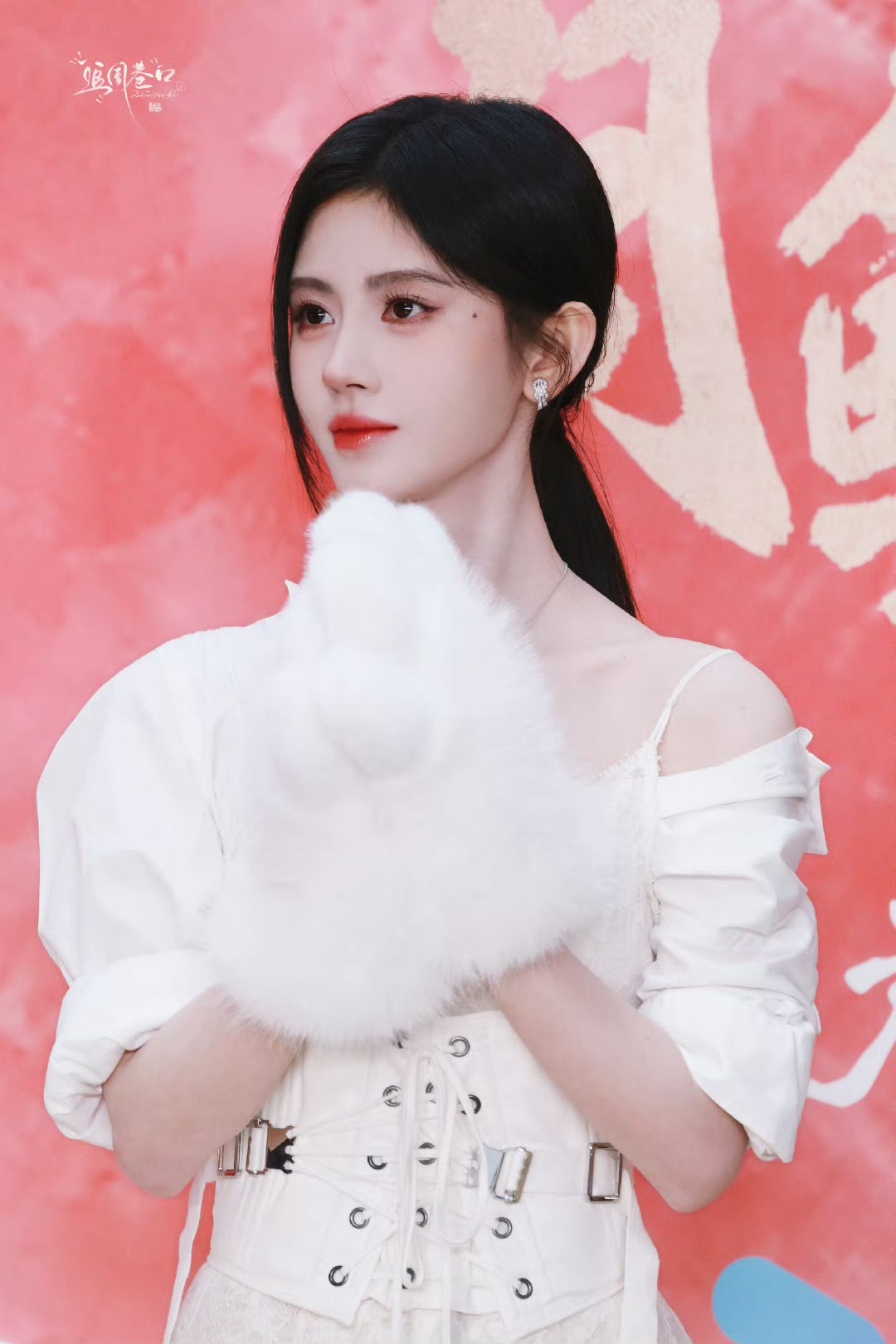 鞠婧祎 jjy鞠婧祎露芜衣 jjy鞠婧祎月鳞绮纪 “你是常青树那我就是不死鸟”?