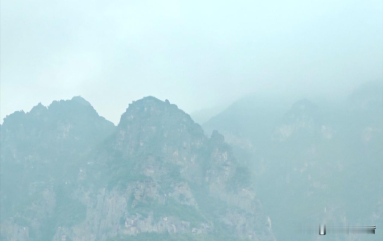 一日之际，如隔春秋，人生若斯，风云日月