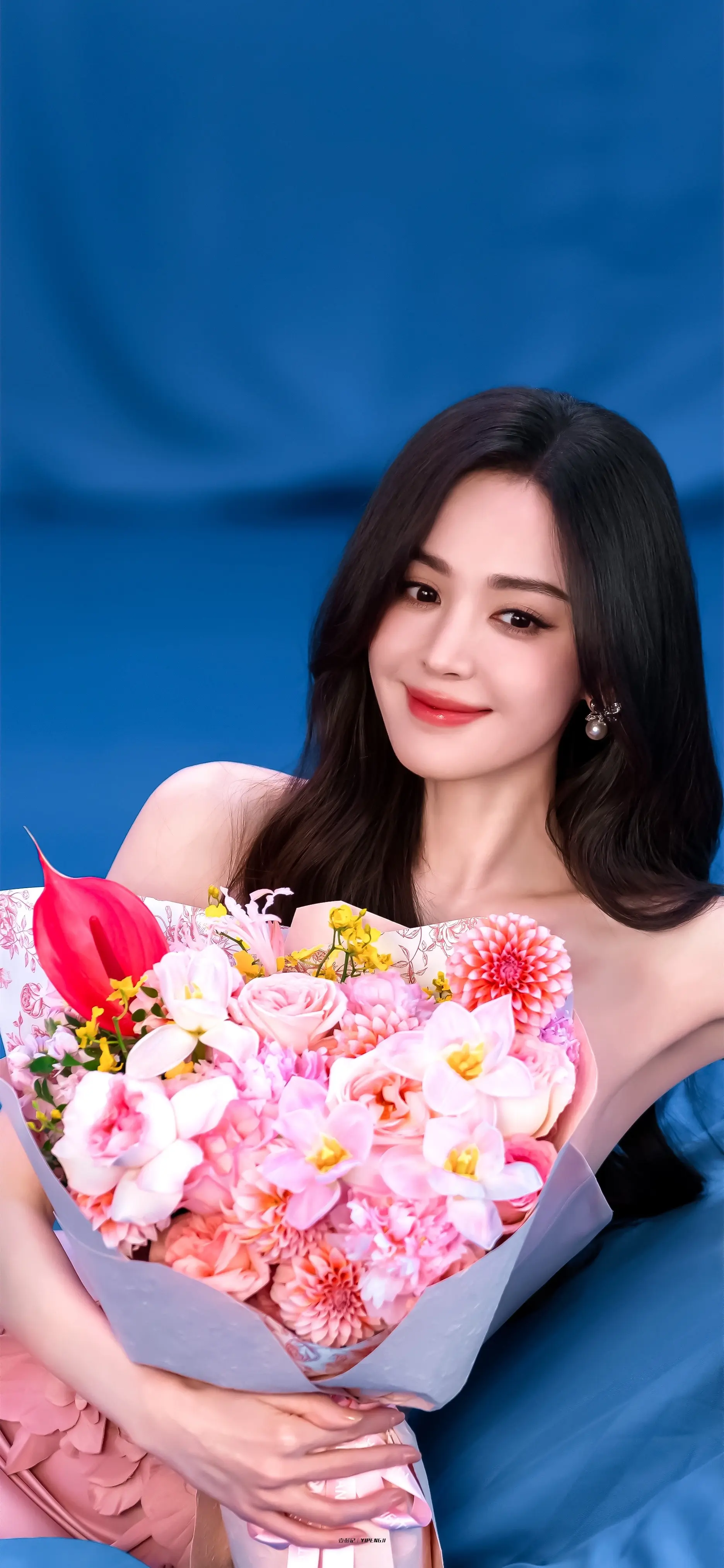 娜扎。