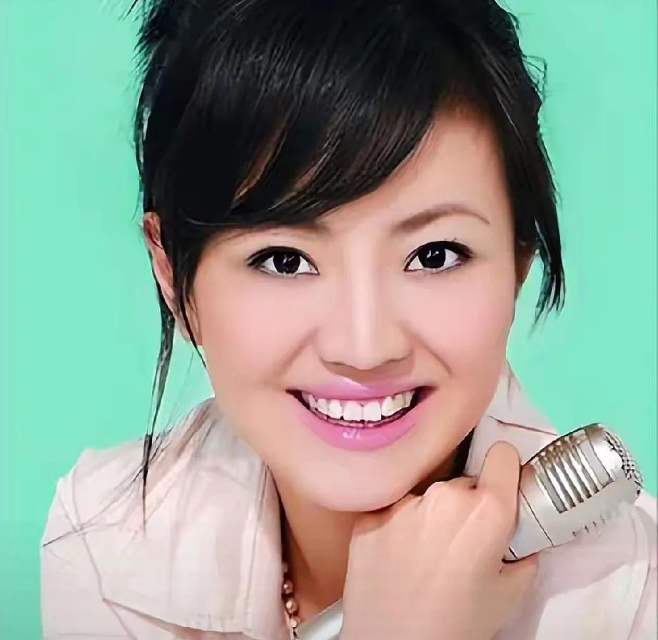 【撒贝宁前任涂经纬现状曝光：从央视名嘴到直播卖货，当初弃爱攀附富豪如今悔吗？】