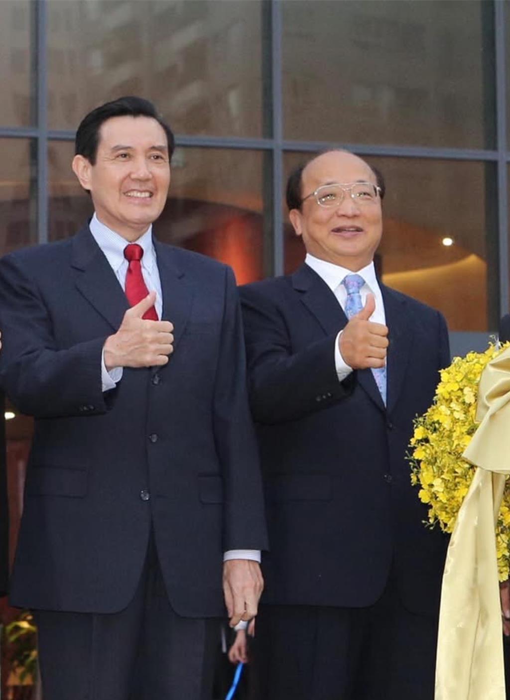 赞马英九清廉自持、全力为民 胡志强：体谅岁月的痕迹
马英九基金会风波不断，也引起