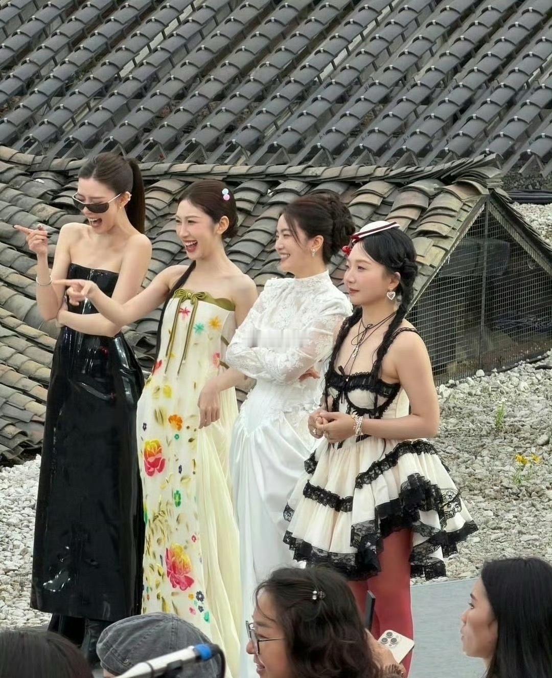 果然女明星就没有难看的，生图都这么亮眼 