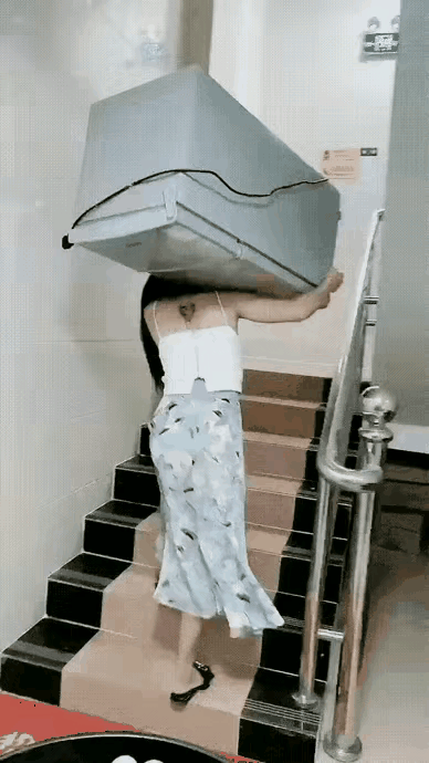 小姐姐你太强了
相信已经打败95%的男人

社会百态