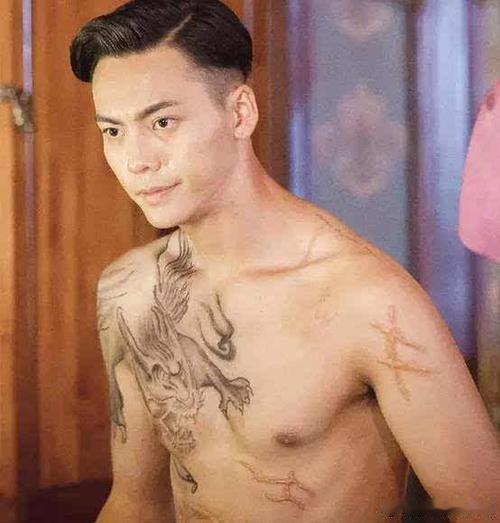 盗墓笔记里的张启山与张海祺，二人究竟谁的身手更厉害？
张海祺是纯血麒麟嫡系，天生