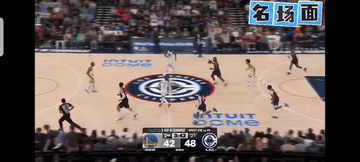 VS 快船 
这就是足球场内你控球队友大声提醒你“有贼！”[捂脸]小卡后场持球推