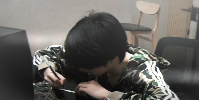 朱志鑫超话 2122x日志🧀朱志鑫唯一c位队长🧀

我意江南似风前絮，奈少年