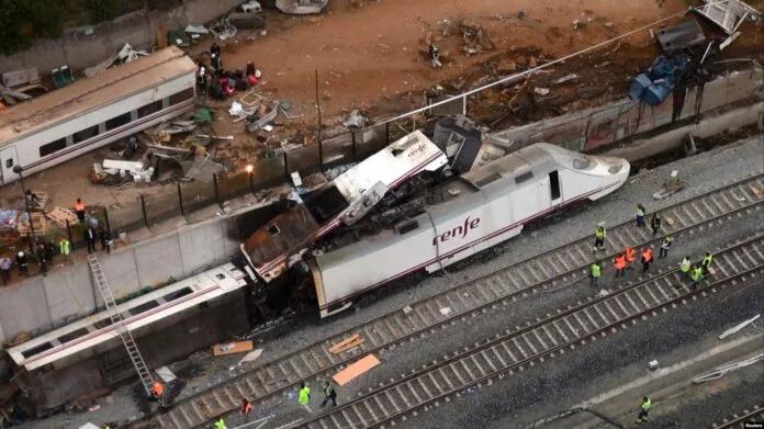 西班牙网友称，日本产品并不可靠。
西班牙 1 月 18 日这起火车脱轨事故太惨烈