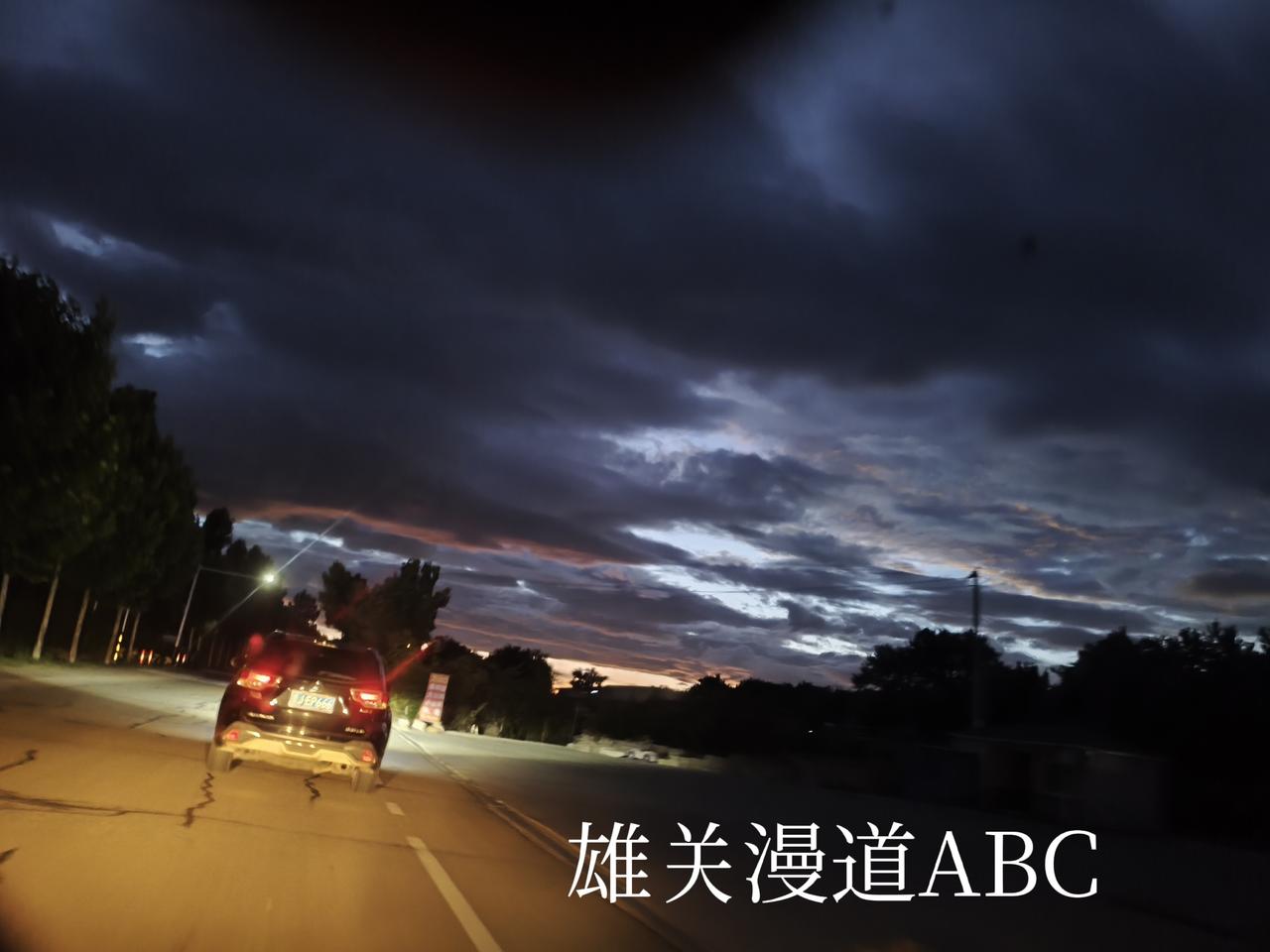 分享一下，不同季节拍摄的不同景色！
头条首发