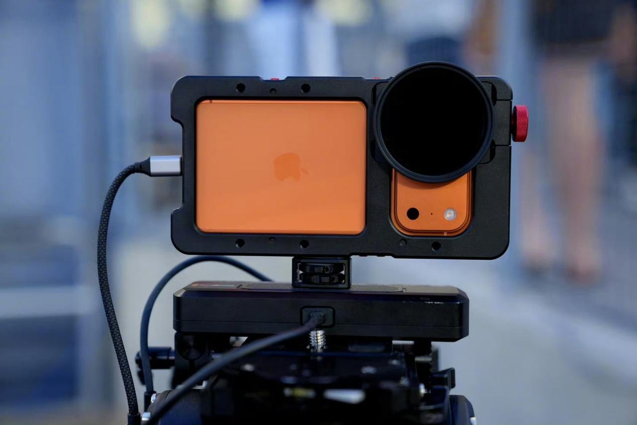 iPhone17 Pro作为官方广播级摄像机，直播美国职业足球大联盟（MLS）中