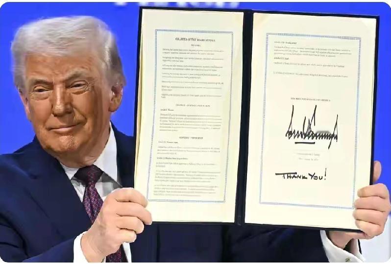 美媒这话可真是有意思哈。特朗普执政那会搞了不少事，像贸易战啥的，对中国各种使绊子