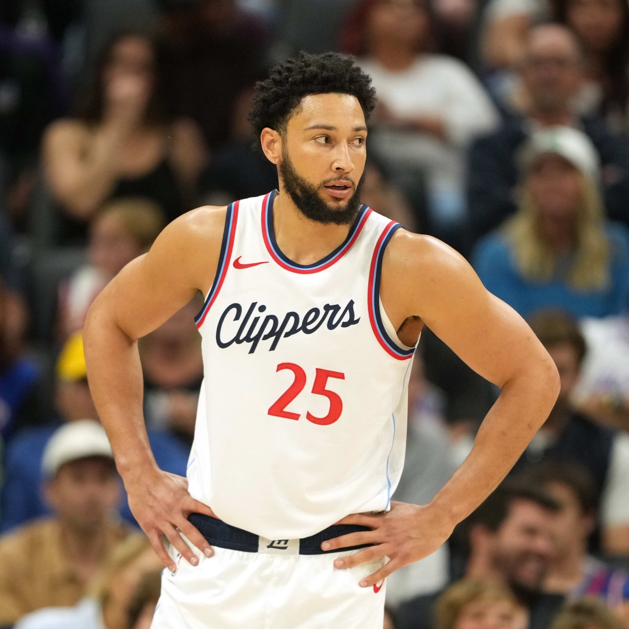Stefan Bondy：本西蒙斯正考虑从NBA退役。“本西蒙斯已经引起尼克斯和