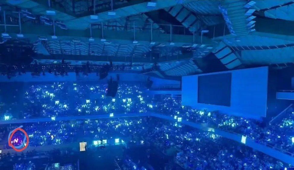 赵露思的粉丝们都只存在豆瓣吗，线下基本没人 ​​​