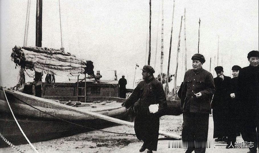 1952年10月30日下午毛主席视察开封柳园口