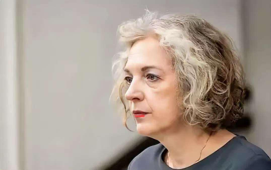 立陶宛强硬喊话了！来自外媒消息说，立陶宛总统外交政策首席顾问公开宣称，在关于台海