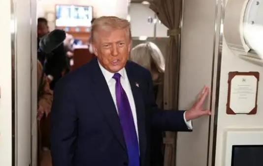 “特朗普破防了！” 在请求北约和盟国加入霍尔木兹海峡护航行动遭到普遍拒绝后，当地